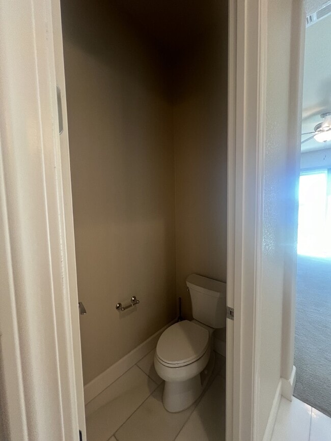 Building Photo - Stunning 4-Bed Lake View Home with Hardwood Floors