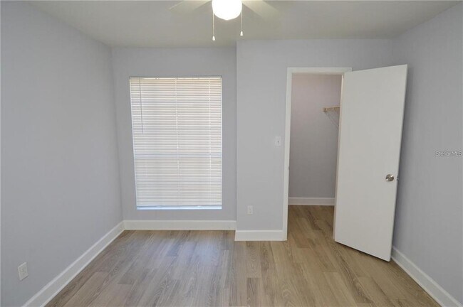 Building Photo - 8758 Mallard Reserve Dr