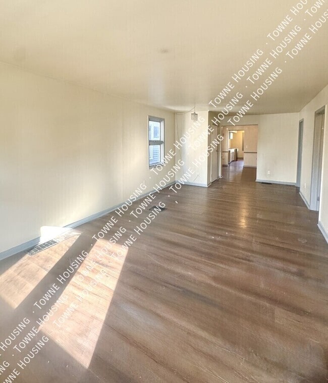 Building Photo - 24 Como Ave