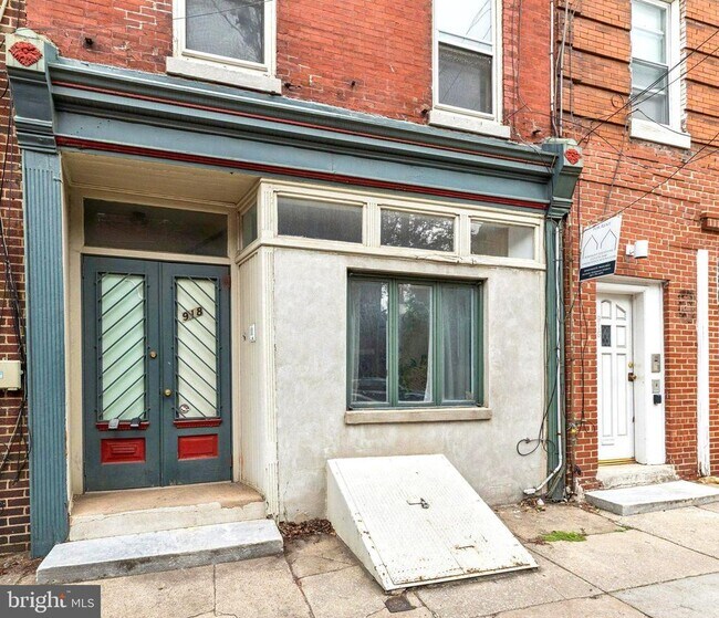 Building Photo - 918 E Passyunk Ave
