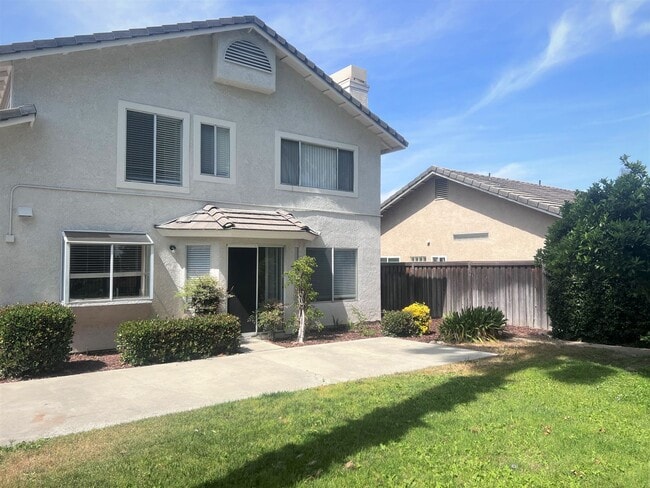 Building Photo - 1228 Scenic View St