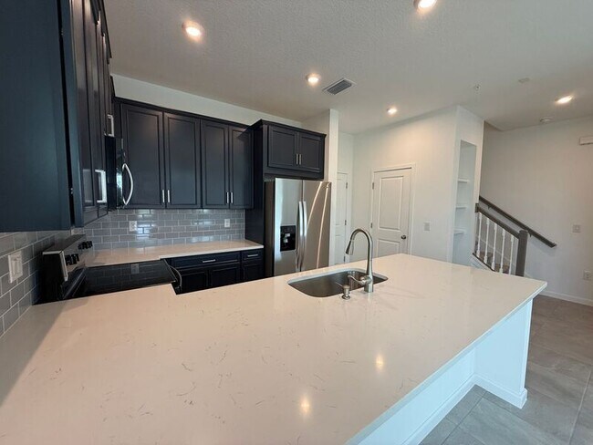 Building Photo - 4196 Sadler Rd