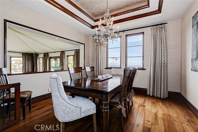 Building Photo - 853 6th St