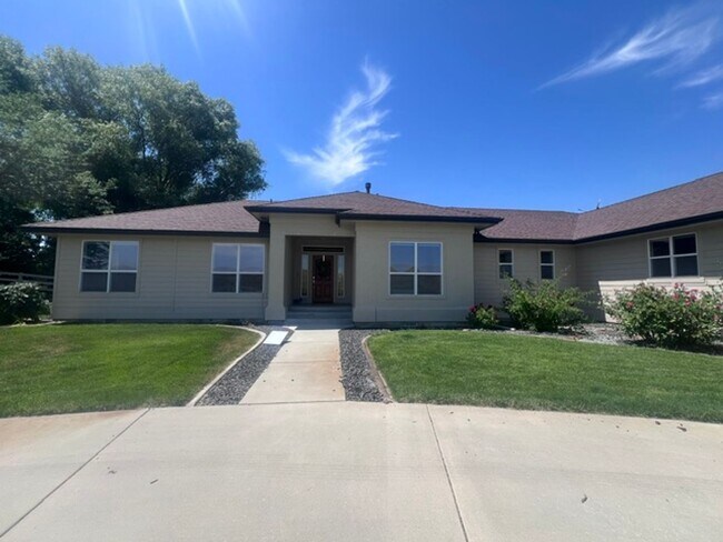 Primary Photo - Custom Home in a Serene Setting - Large Lo...