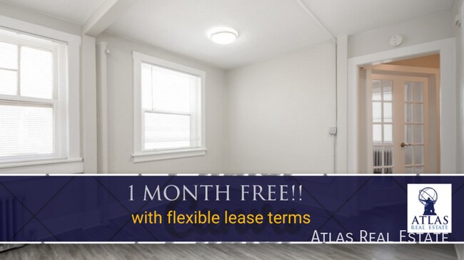 Building Photo - 970 N Pearl St