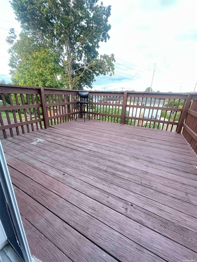 Building Photo - 3745 Mallard Rd