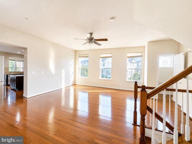 Building Photo - 22605 Winding Woods Way