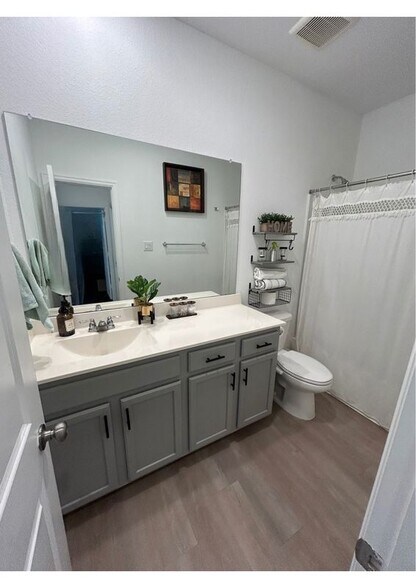 Building Photo - 21207 Bering Reach Dr