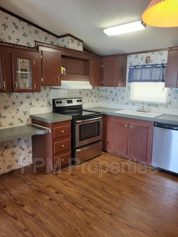Building Photo - 205 Vintage Oak Cir