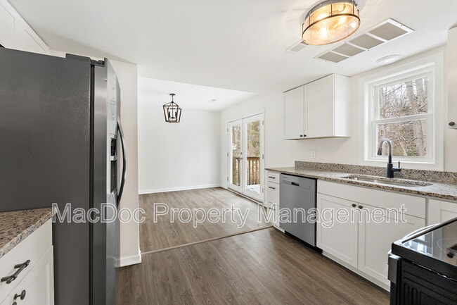 Building Photo - 38 Ocala Ln