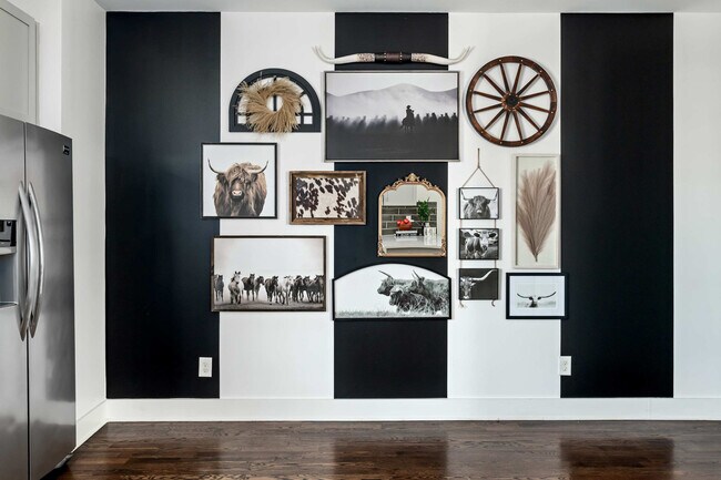 Building Photo - 1015D 12th Ave S