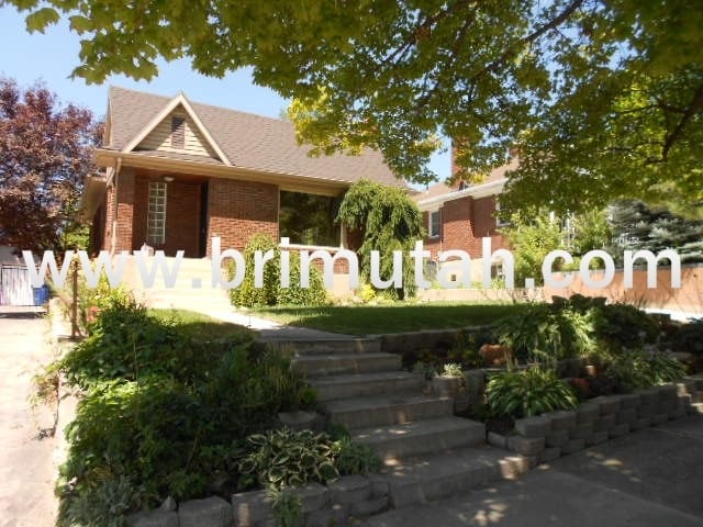 Building Photo - 1341 Kensington Ave