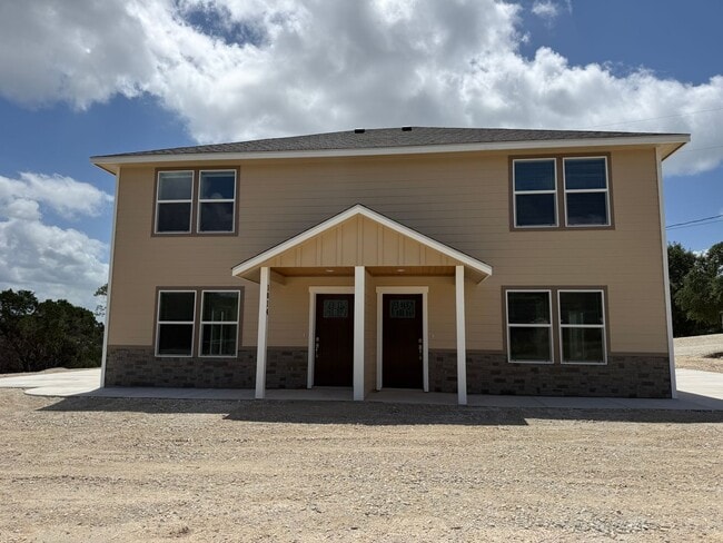 Building Photo - 1008 1010