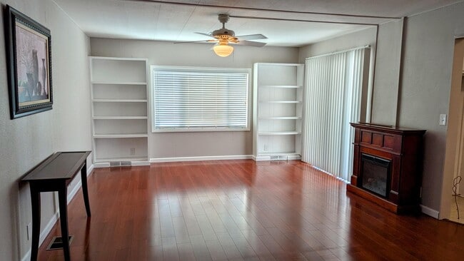 Building Photo - 73530 Red Cir