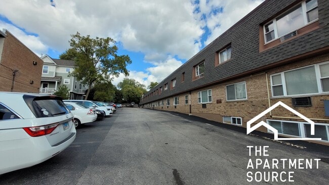 Building Photo - 1039 College Ave