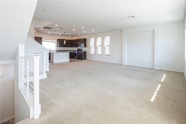 Building Photo - 8040 Carpenter Creek Ave