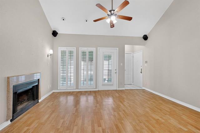 Building Photo - 3105 San Jacinto St