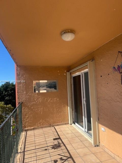 Building Photo - 1810 W 56th St