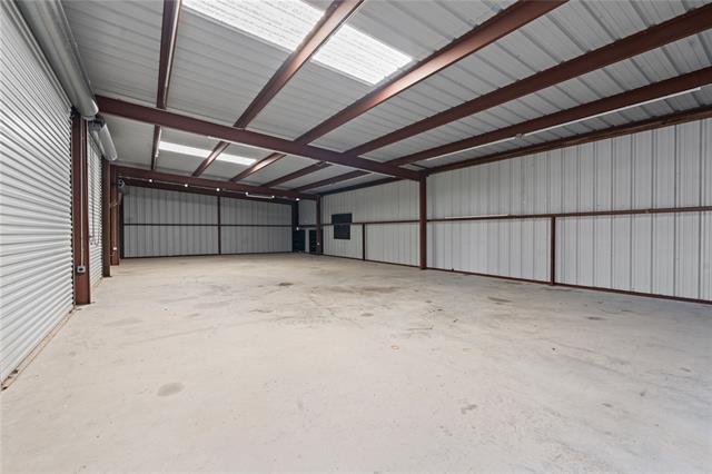 Building Photo - 10437 Brangus Dr