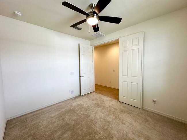 Building Photo - BEAUTIFUL VERRADO 3 BEDROOM PLUS DEN WITH ...