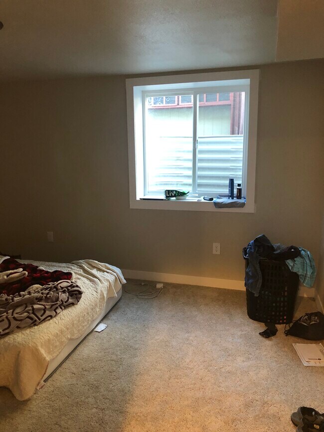 Bedroom 2 - 3727 Dillon Ave