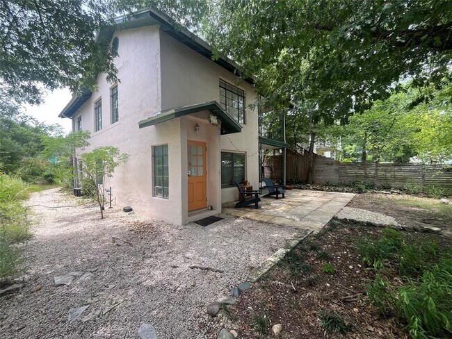 Building Photo - 1413 Kirkwood Rd