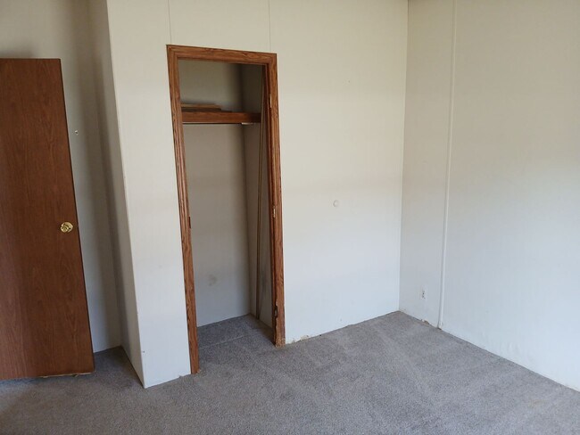 Building Photo - 233 Flat Creek Ln