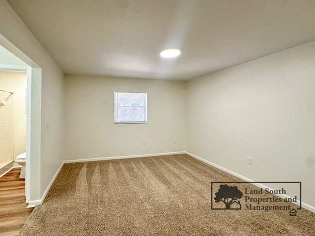 Building Photo - 4508 S Remington Rd
