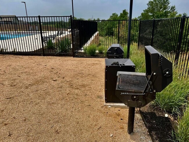 Building Photo - 17719 Dockery Dr