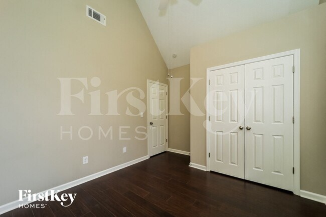 Building Photo - 126 Calico Loop