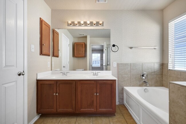 Building Photo - Stylish Two-Story Residence with Modern Co...