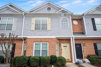 Building Photo - 2545 Walden Lake Dr