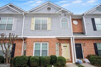 Building Photo - 2545 Walden Lake Dr