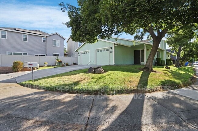 Building Photo - 3203 Sher Ct
