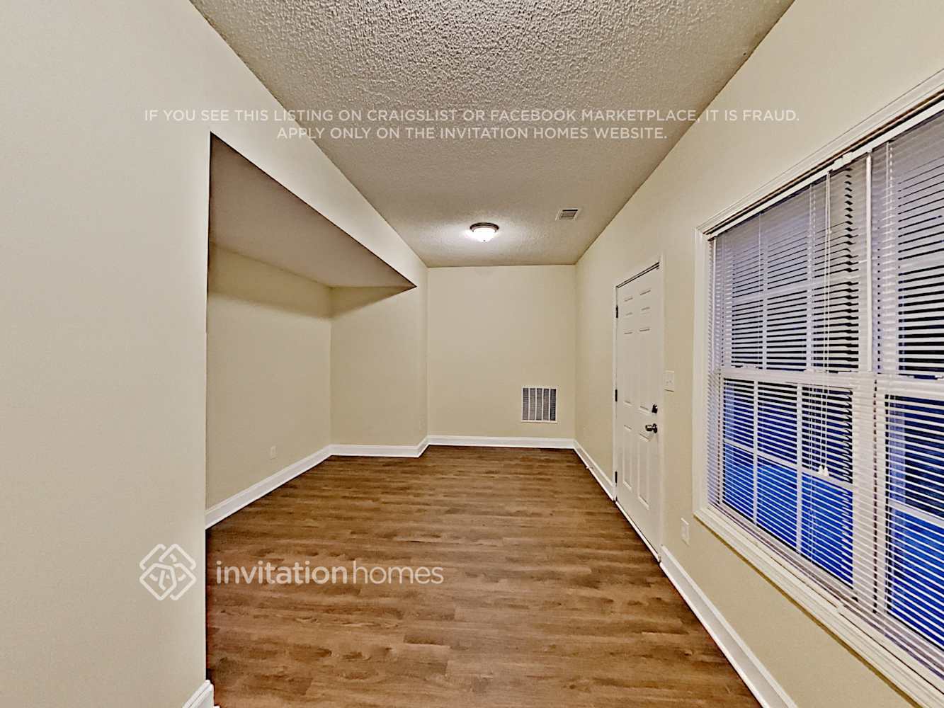 Building Photo - 4006 River Garden Cir
