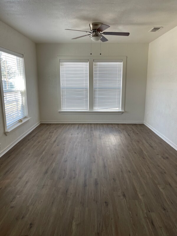 Building Photo - 336 Avenue H