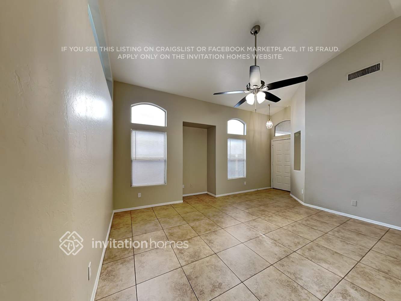 Building Photo - 1902 N 106th Ln