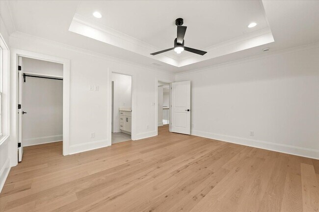 Building Photo - 1270 Glen Eagle Dr
