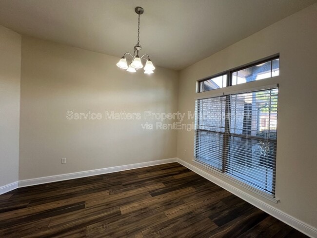 Building Photo - 7037 Season Dr