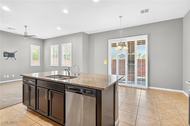 Building Photo - 5670 Granollers Dr