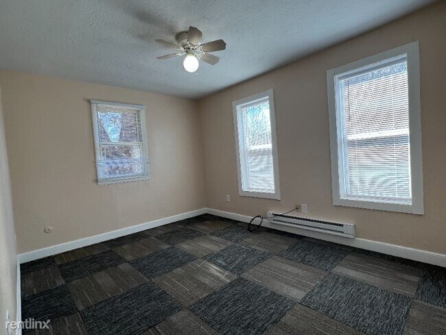 Building Photo - 2 br, 1 bath House - 916 S. Clifton Ave B ...
