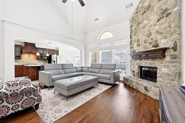 Building Photo - 12305 Belmeade Dr