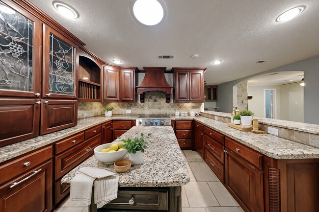 Building Photo - Spacious 4BR Home in Denton | Fireplace, Fenced Yard, Covered Patio + Near UNT