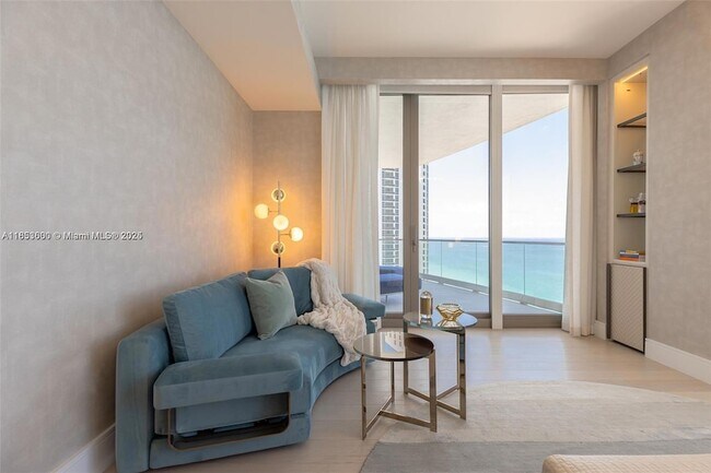 Building Photo - 17975 Collins Ave