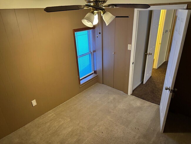 Building Photo - MGAM-MI-Andersonville Rd