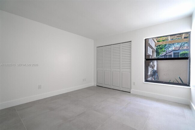 Building Photo - 8708 SW 79th Pl