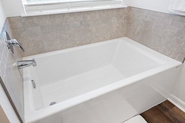 Building Photo - 14282 Coronado Dr