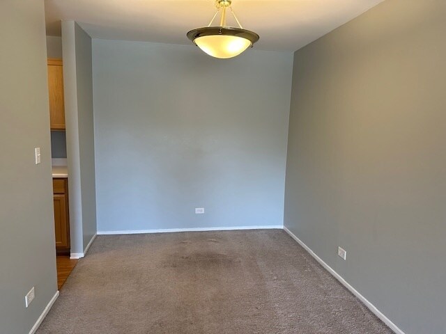 Building Photo - 1931 Prairie Square