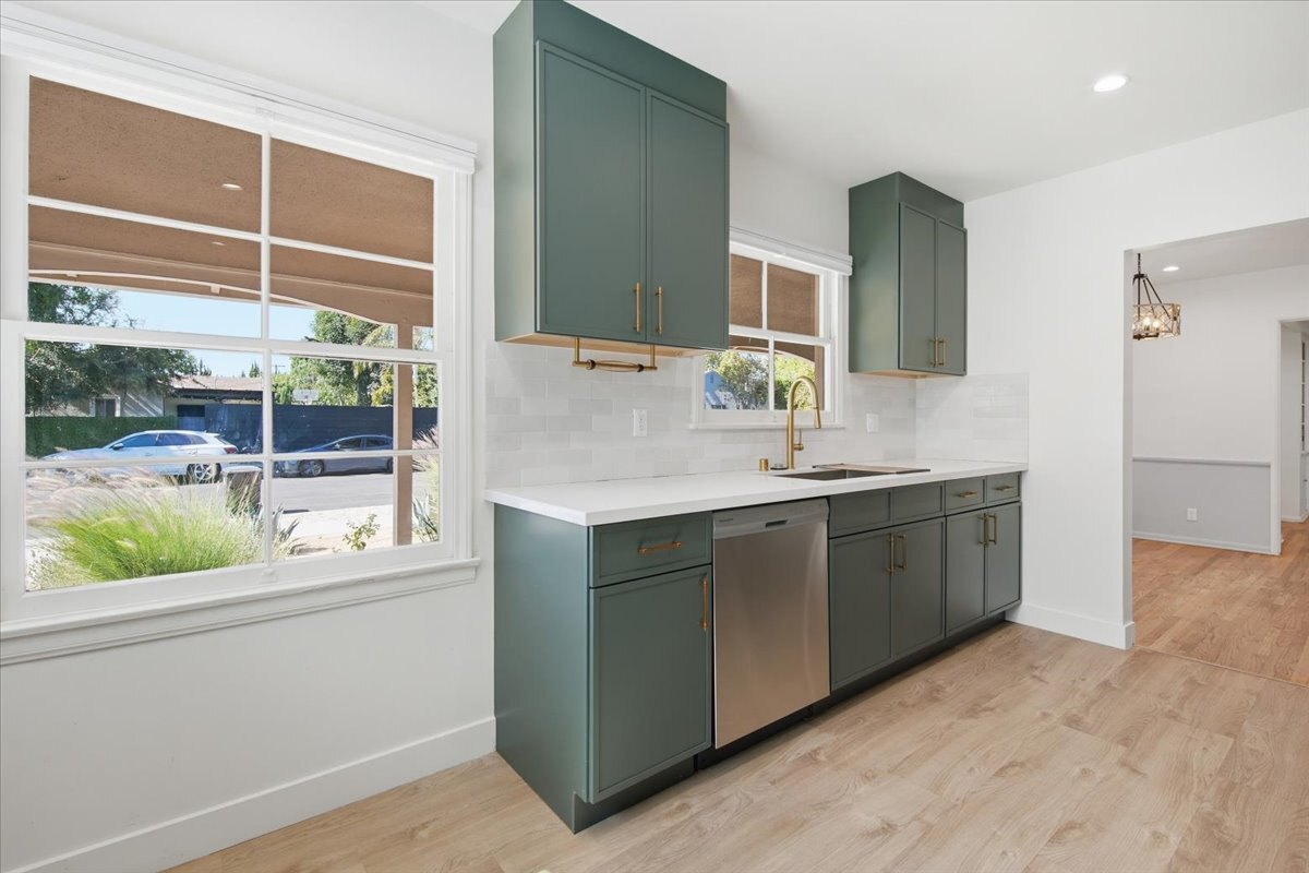 Building Photo - 12818 Hatteras St