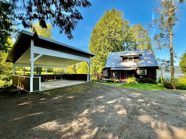 Building Photo - Spectacular Olympic Mountain and Hood Canal Views from Poulsbo Waterfront Home!
